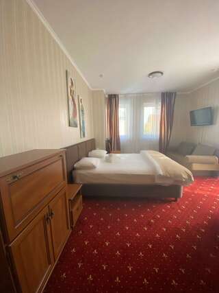 Гостиница Ренессанс Зеленоградск Двухместный номер Делюкс с 1 кроватью-12