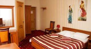 Гостиница Ренессанс Зеленоградск Улучшенный двухместный номер с 1 кроватью-14